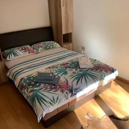 Lux Stella Ζλάτιμπορ